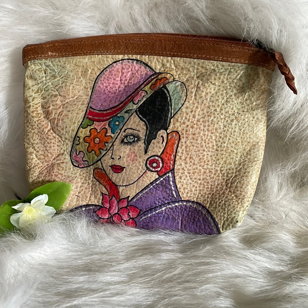 Emily Ann small clutch
